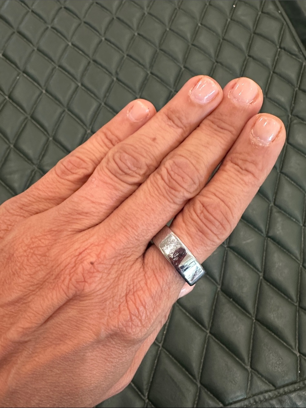 Oura Ring - Size 9 - Built for accuracy and all day comfort -